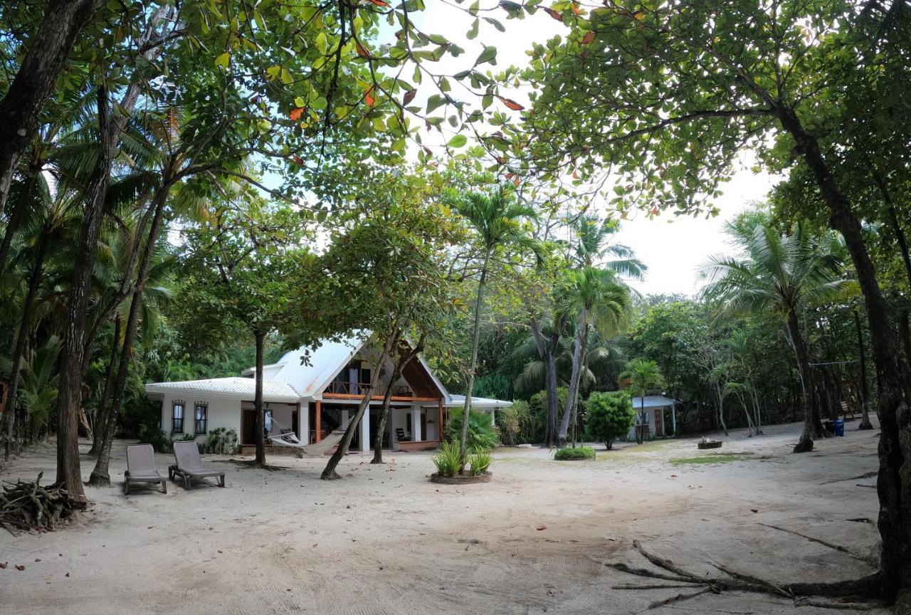 Casa Cecilia Beach Front Playa Santa Teresa  Экстерьер фото